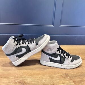 Jordan Women's 1 Zoom Air CMFT 2 Lt Iron Ore/Neutral Grey-Blk (DV1305 001)